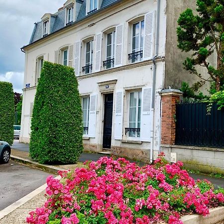 Les Remparts De Joussaume Latour Lägenhet Château-Thierry Exteriör bild